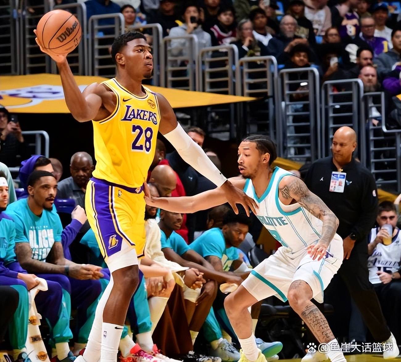 关于赛地聚焦——NBA总决赛关键时刻热度飙升，纽约尼克斯手感冰凉，管理层满意，年轻球员得到机会的信息