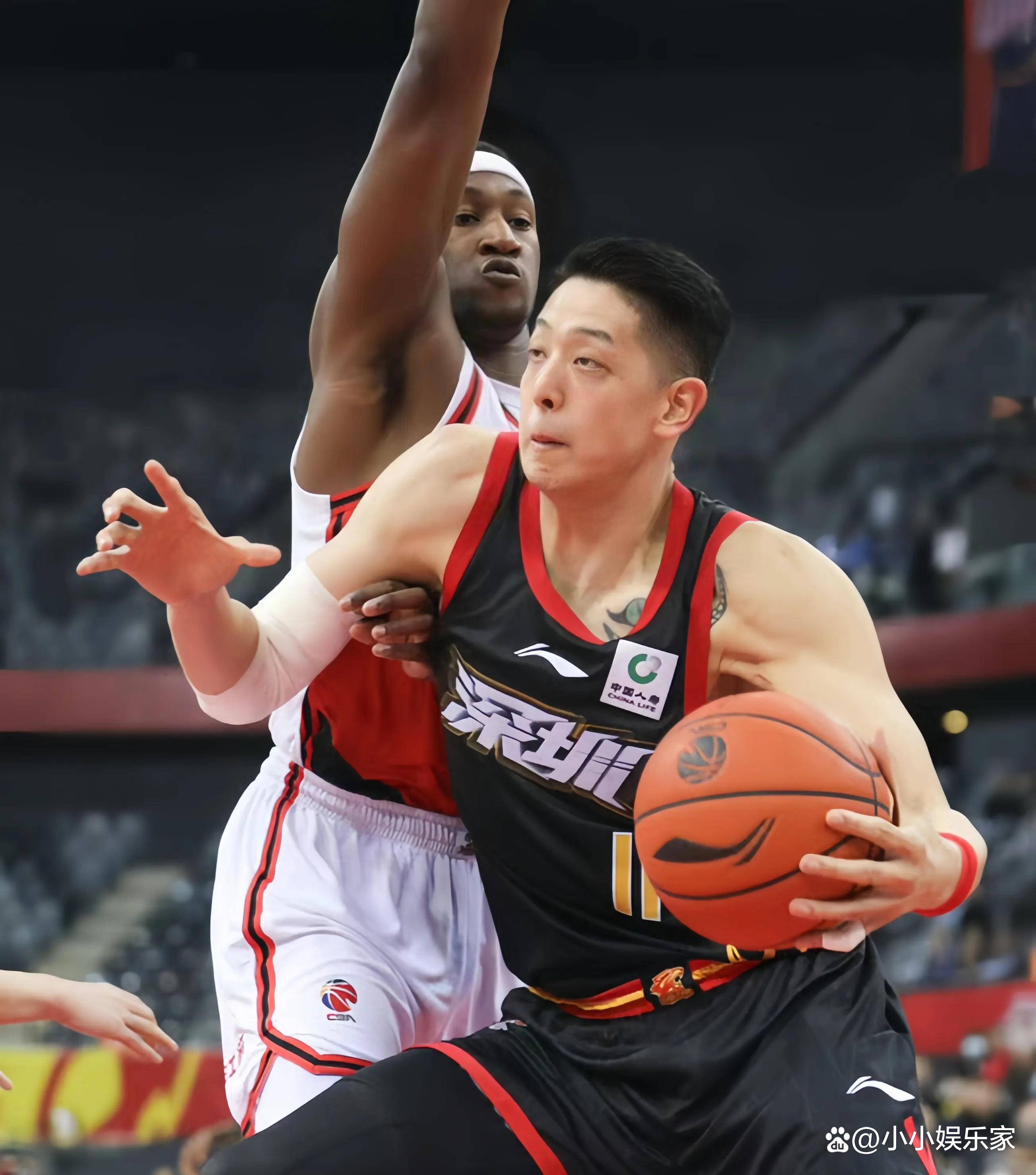 CBA常规赛清晨走向成谜；浙江稠州完成体检；媒体盛赞；赛程密集仍需轮换的简单介绍