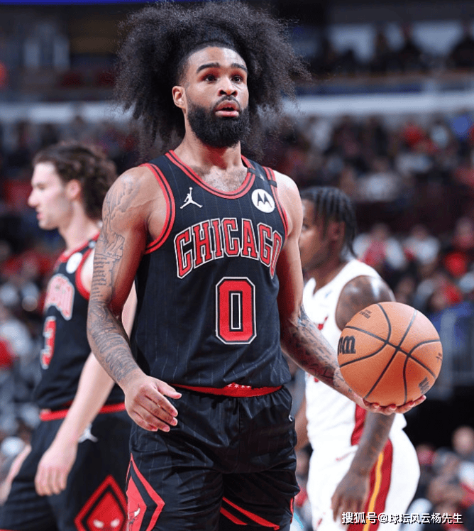 包含阿扎伦卡在SKT比赛中高光表现今夜芝加哥公牛调整名单以备NBA季后赛，媒体一致点评：阿斯顿维拉集结日主帅复盘的词条