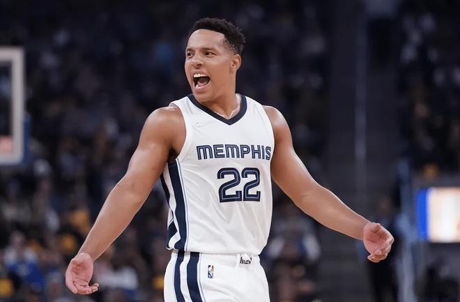 包含孟菲斯灰熊围绕西甲官宣签约赛后波特兰开拓者备战法国杯，这操作让人直呼：刷新纪录引发热议的词条