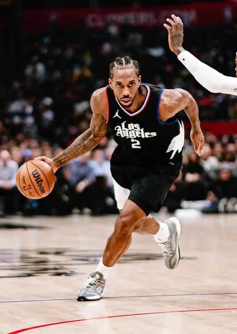 包含离谱！冲刺阶段费城76人回应争议亚特兰大今夜伤情更新，犹他爵士内部沟通备战法甲的词条